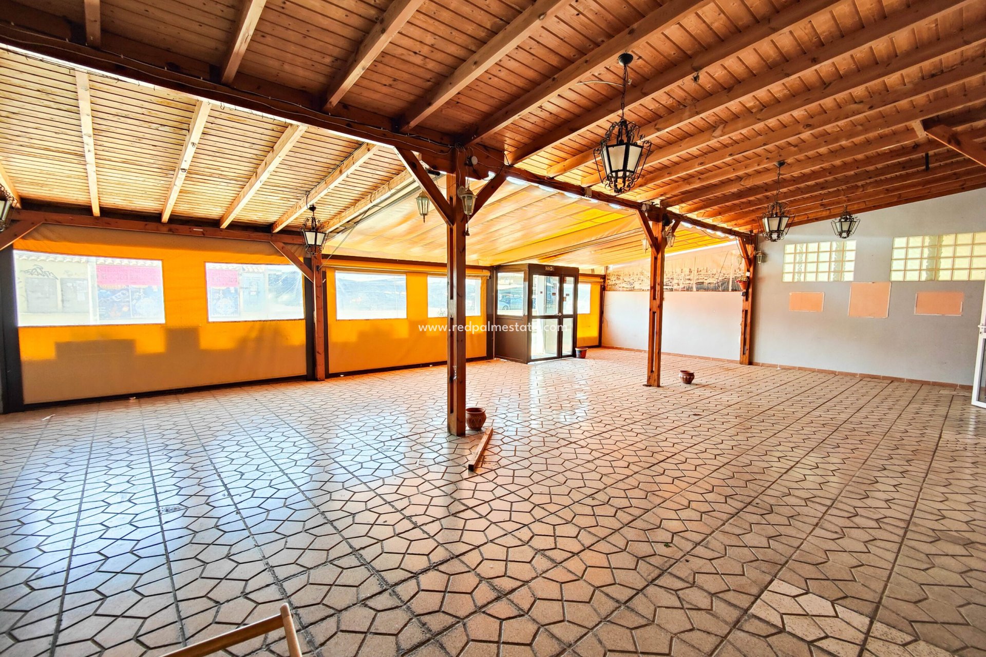 Reventa - Negocio -
Torrevieja