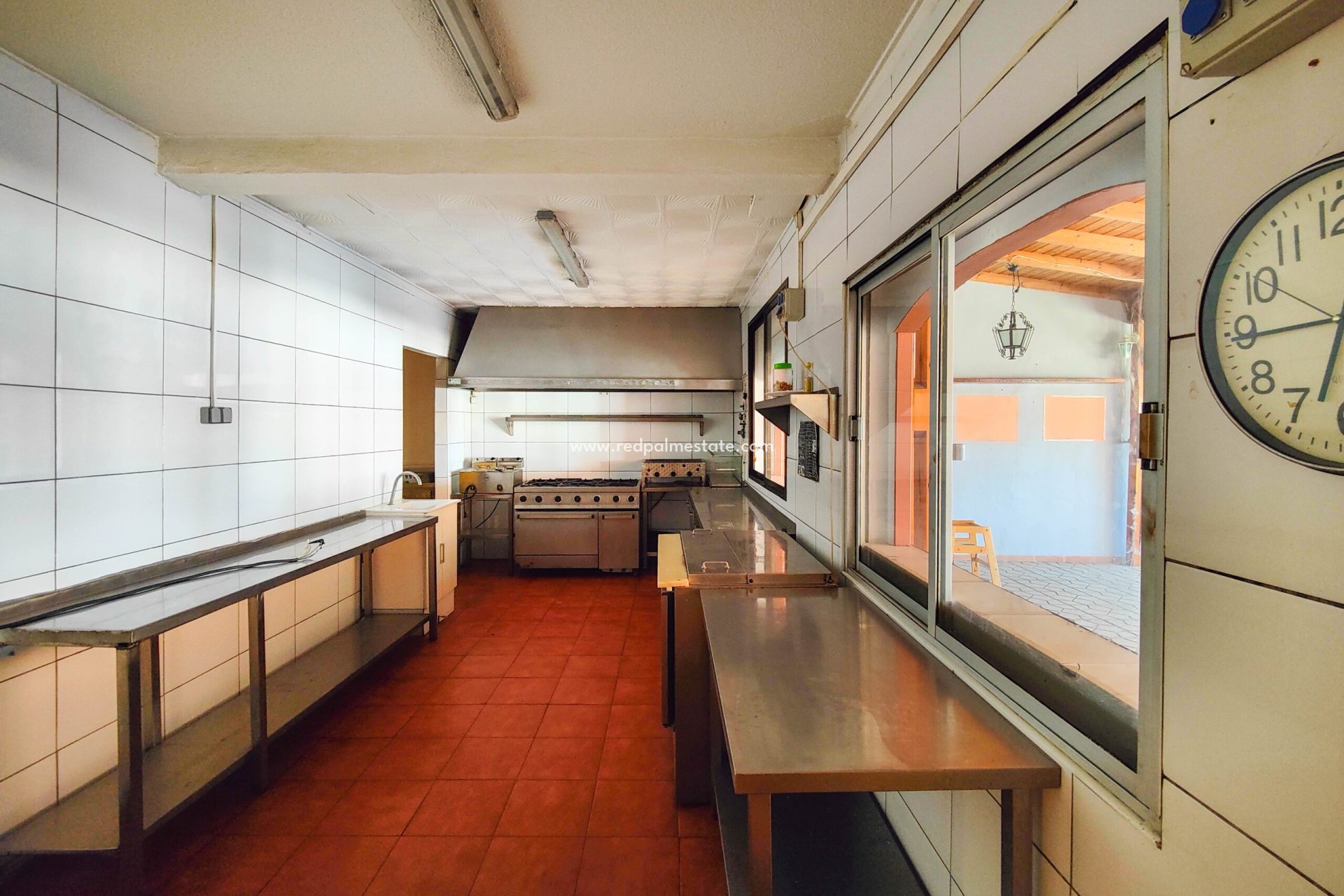 Reventa - Negocio -
Torrevieja