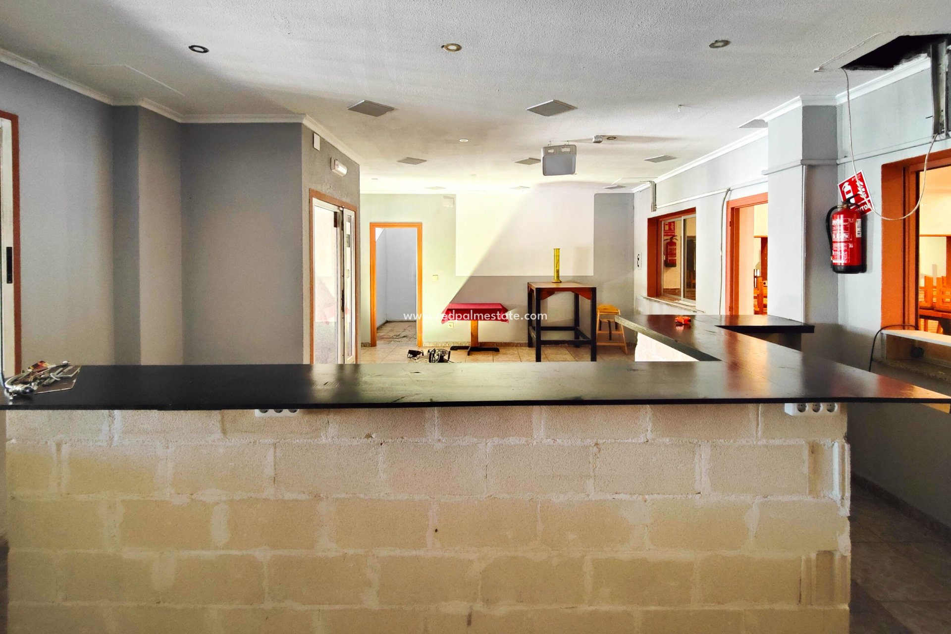 Reventa - Negocio -
Torrevieja