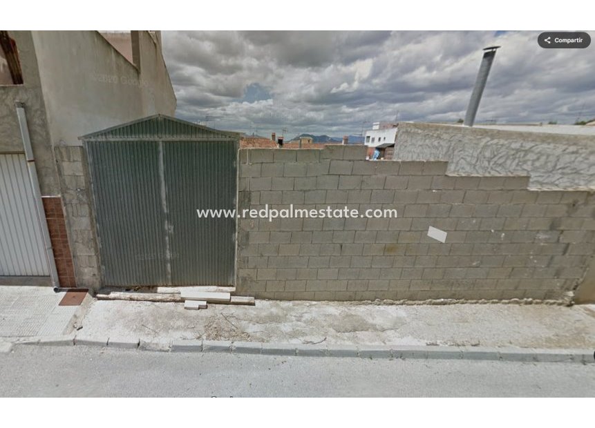 Reventa - Trama -
Benijofar - Costa Blanca