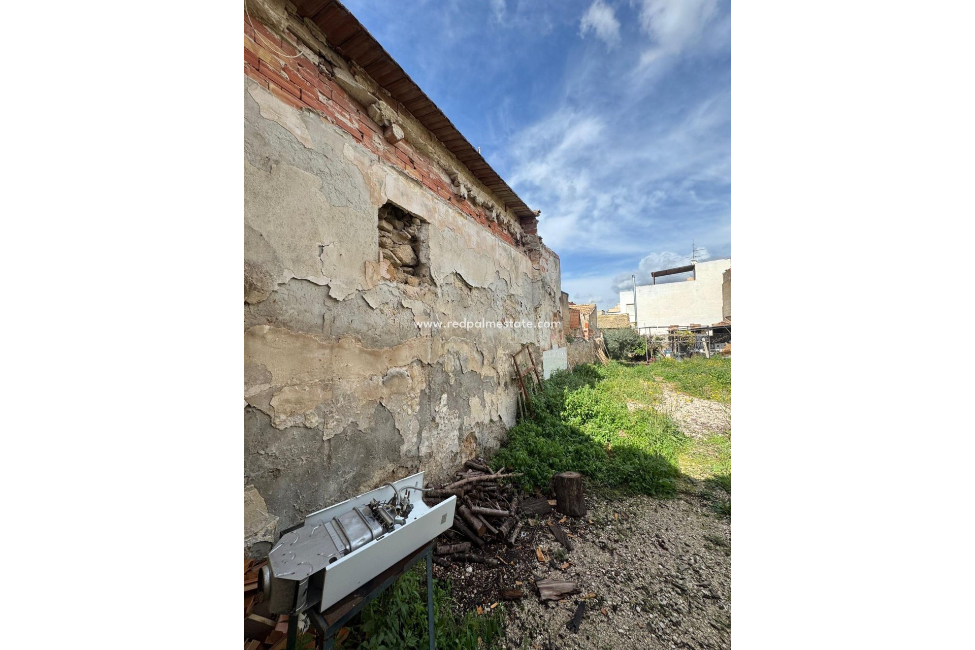 Reventa - Trama -
Jacarilla