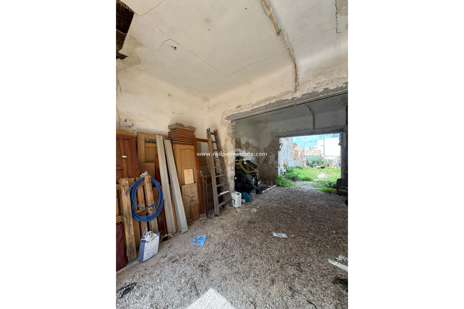 Reventa - Trama -
Jacarilla