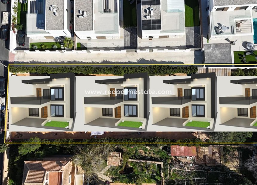 Reventa - Trama -
Orihuela Costa - Lomas de Cabo Roig