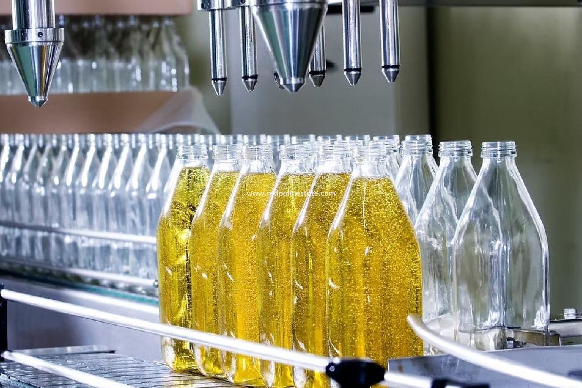 Reventa - Trama -
Puerto Lumbreras - Inland