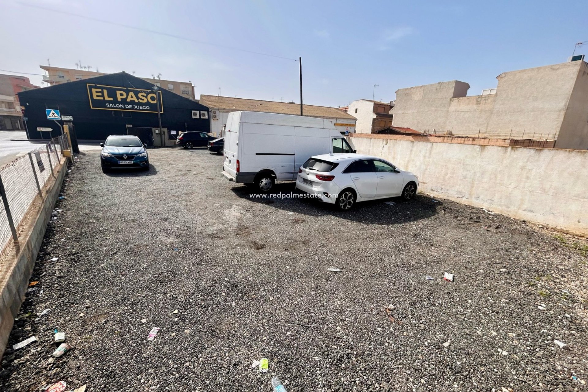 Reventa - Trama -
Rojales - Inland