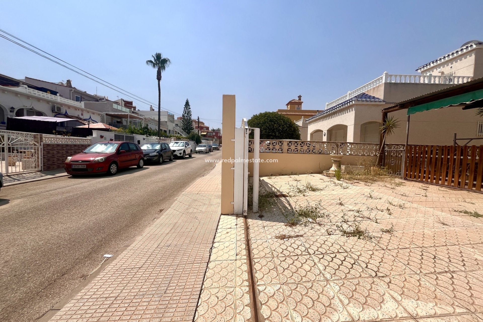 Reventa - Trama -
San Miguel de Salinas - Inland