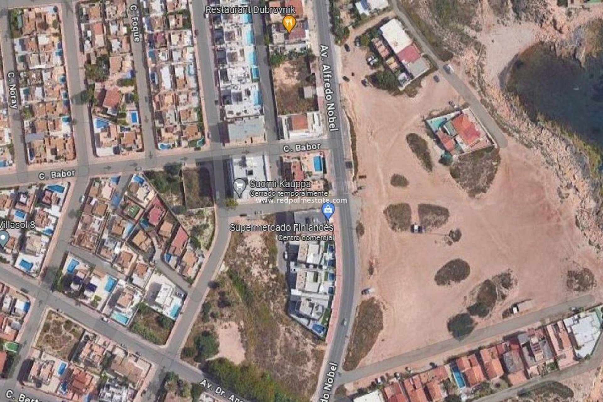 Reventa - Trama -
Torrevieja - Zona Los Frutales