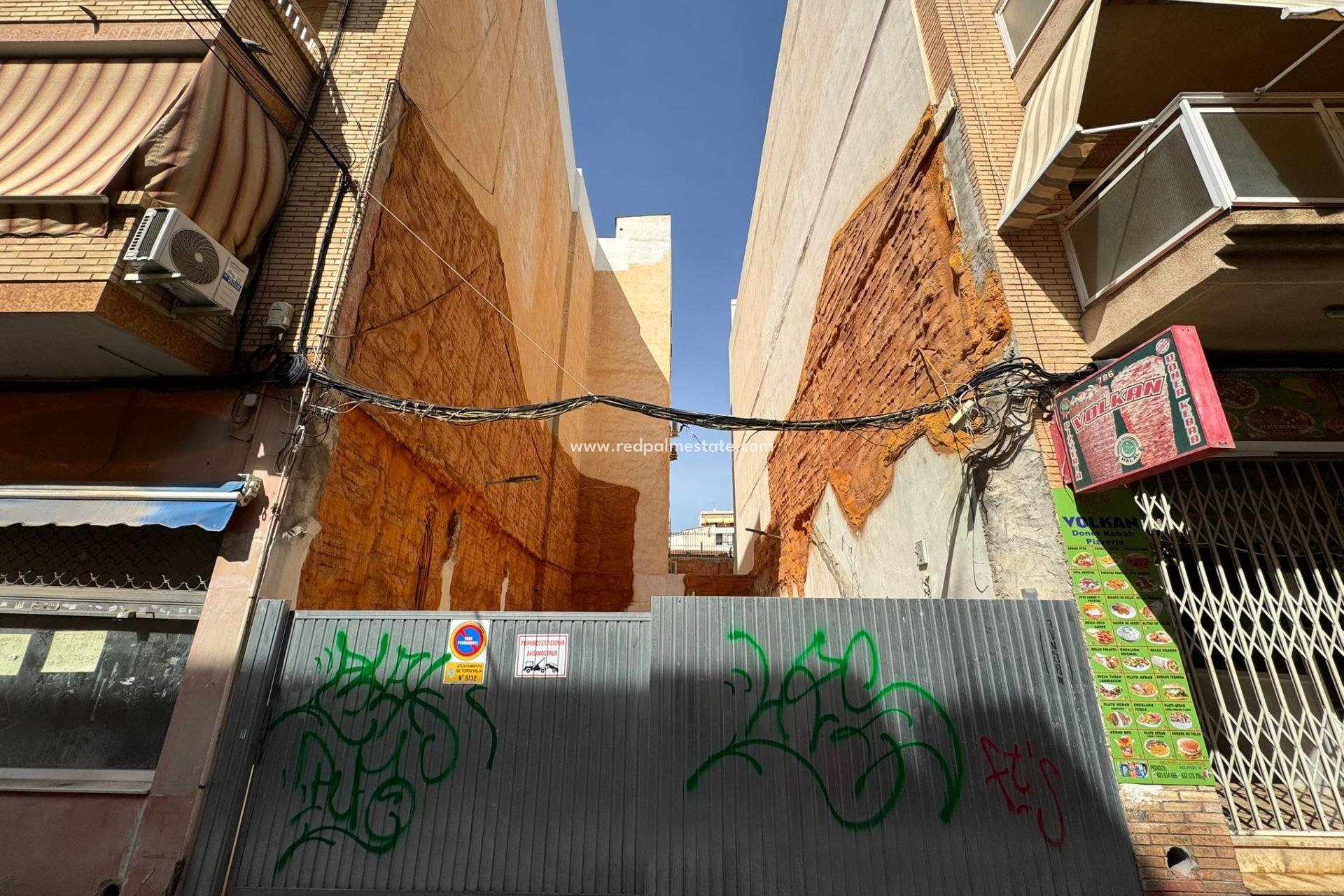 Reventa - Trama -
Torrevieja