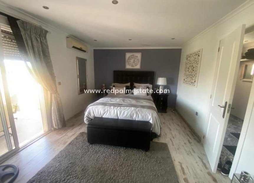 Reventa - Villa -
Albatera - Campo De Albatera