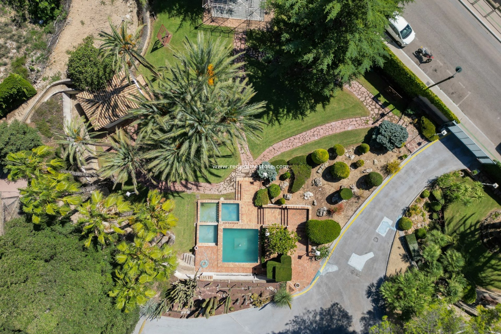 Reventa - Villa -
Alcoy - Inland