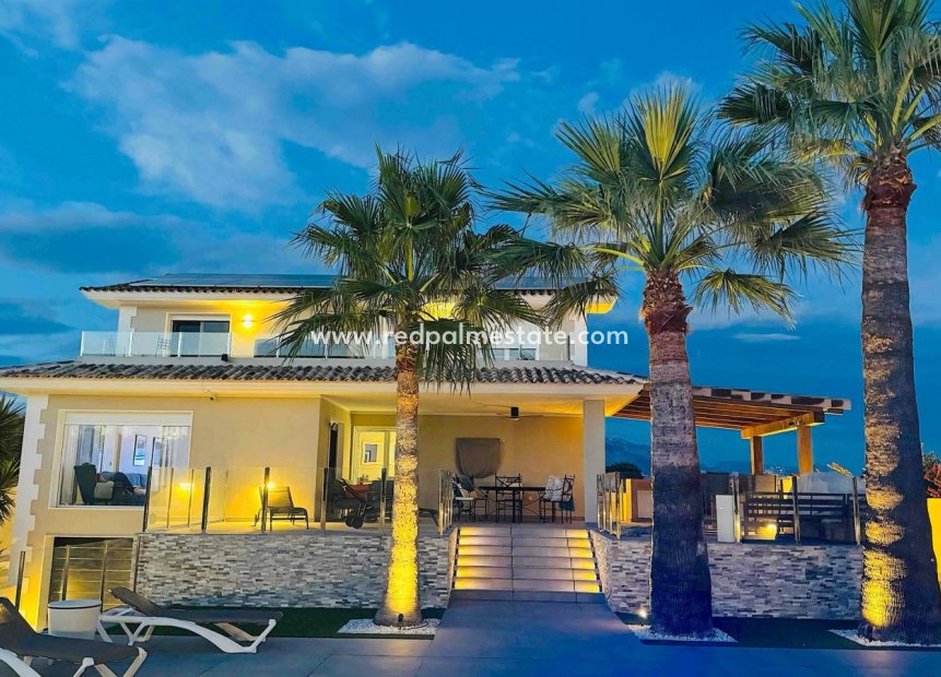 Reventa - Villa -
Alfas del Pi - Costa Blanca