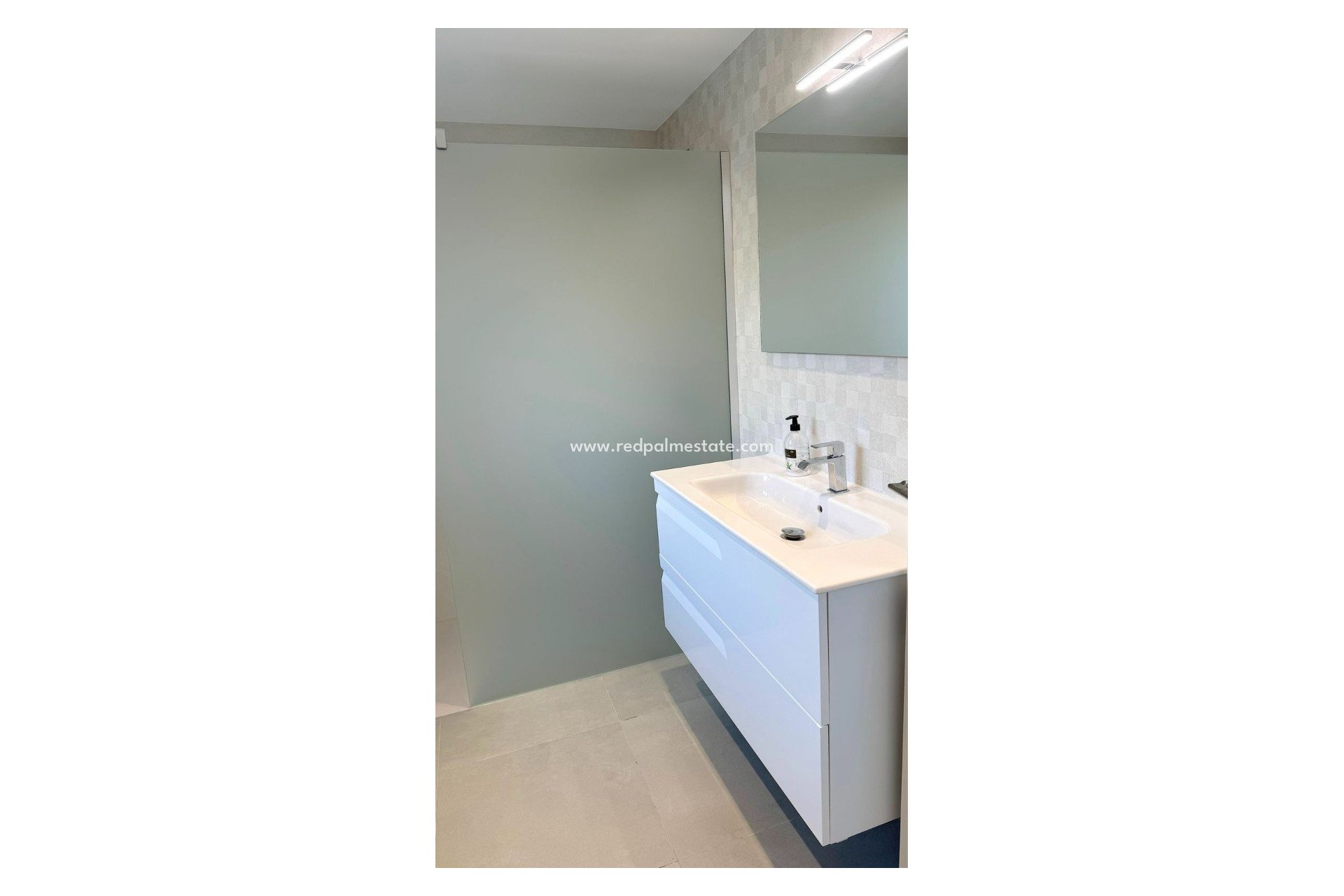 Reventa - Villa -
Alfas del Pi - Costa Blanca