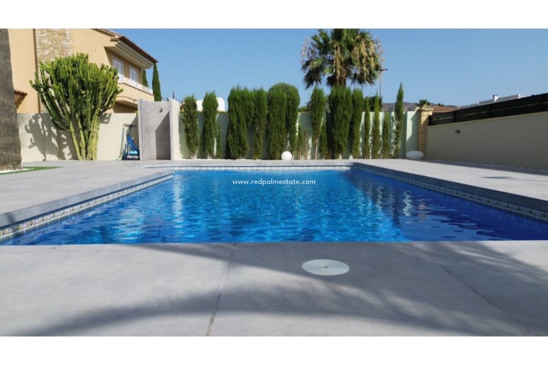 Reventa - Villa -
Alfas del Pi - Costa Blanca