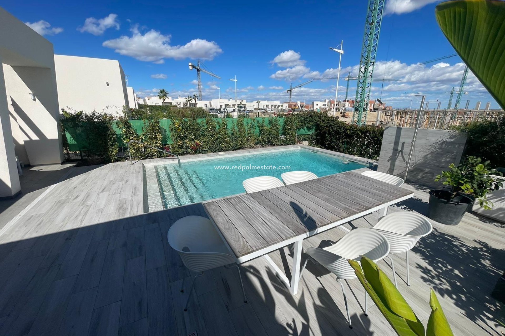 Reventa - Villa -
Algorfa - Club De Golf La Finca