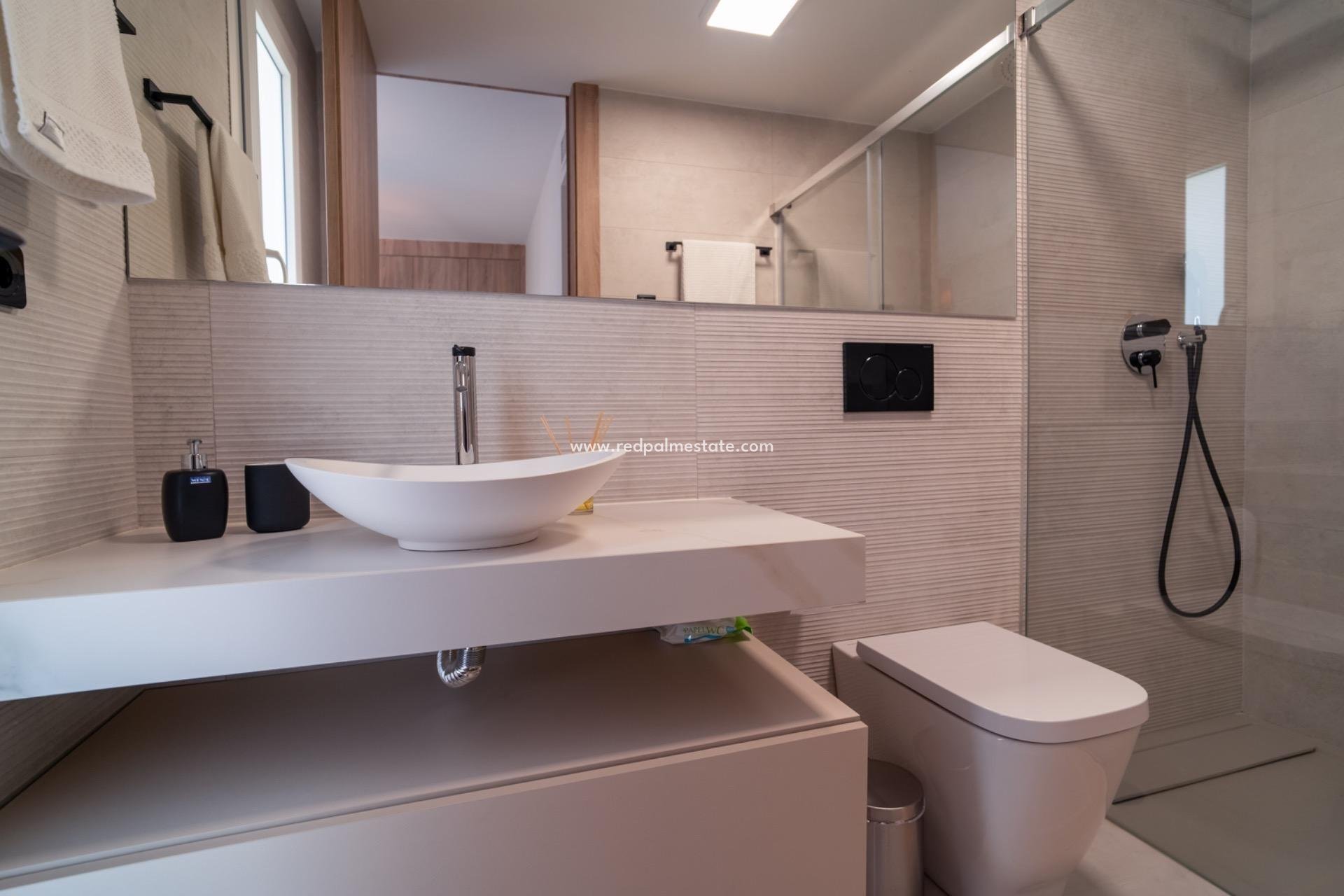 Reventa - Villa -
Algorfa - Comunidad valenciana