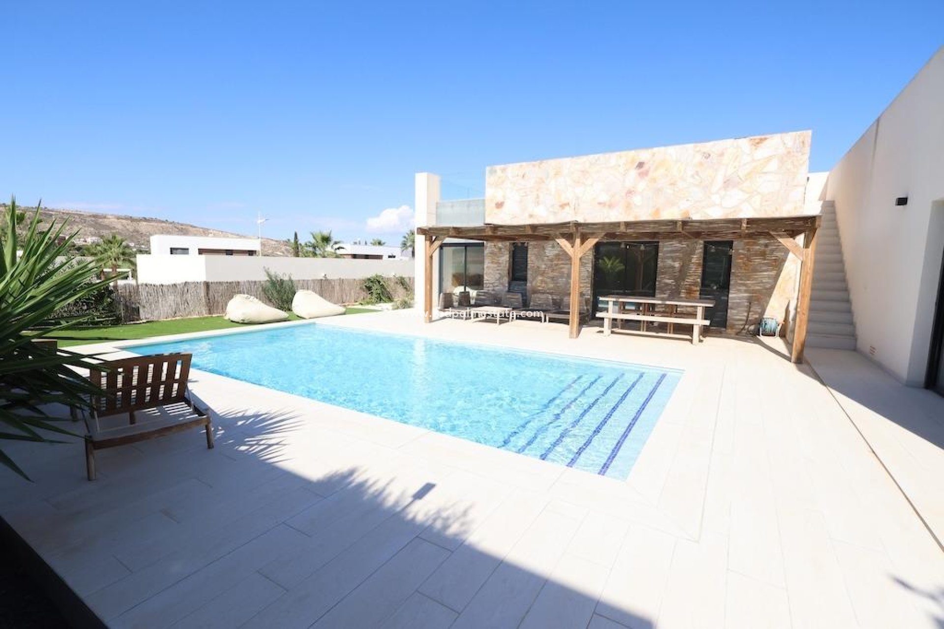 Reventa - Villa -
Algorfa - Inland