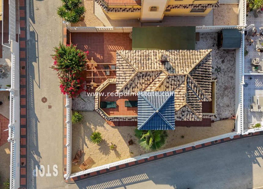 Reventa - Villa -
Algorfa - Lo Crispin