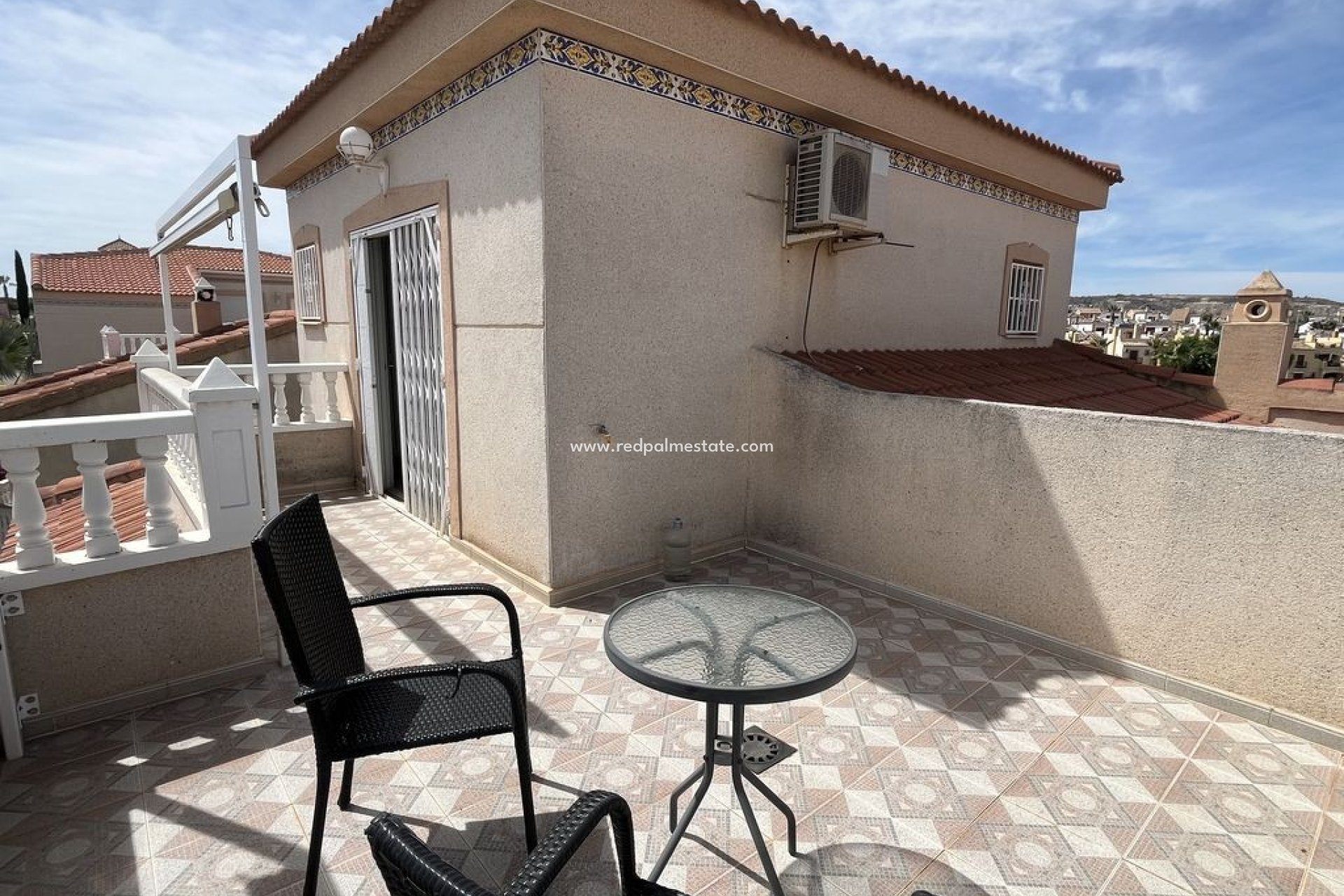 Reventa - Villa -
Algorfa - Montemar