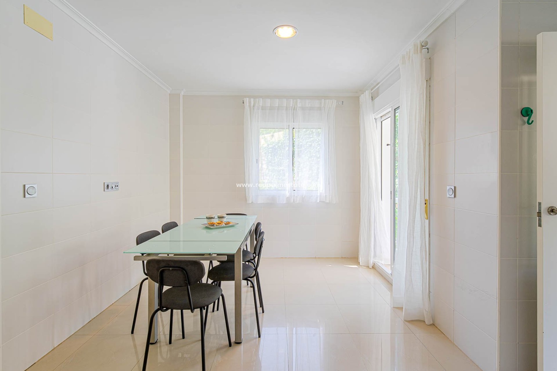 Reventa - Villa -
Alicante - El Campello