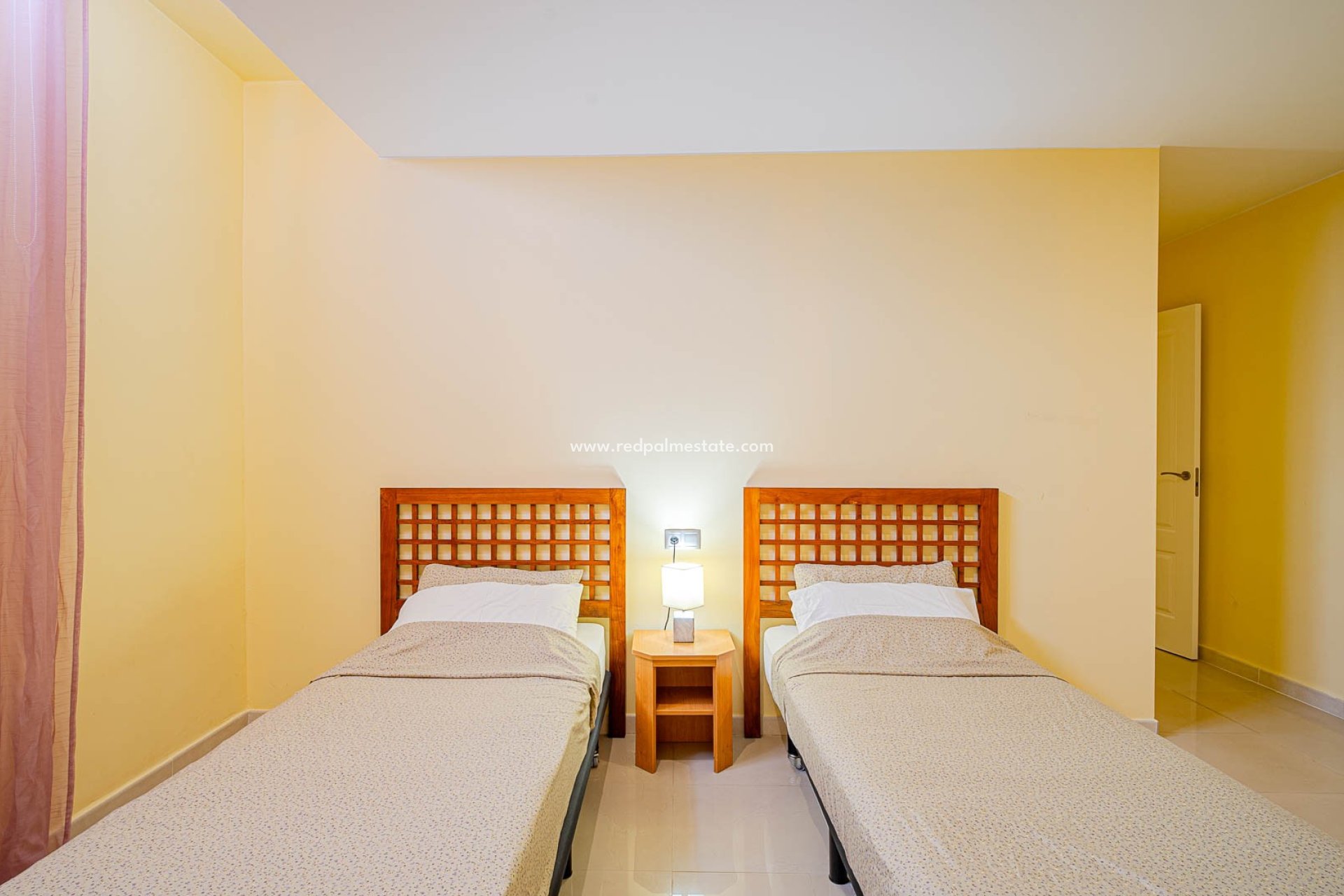 Reventa - Villa -
Alicante - El Campello