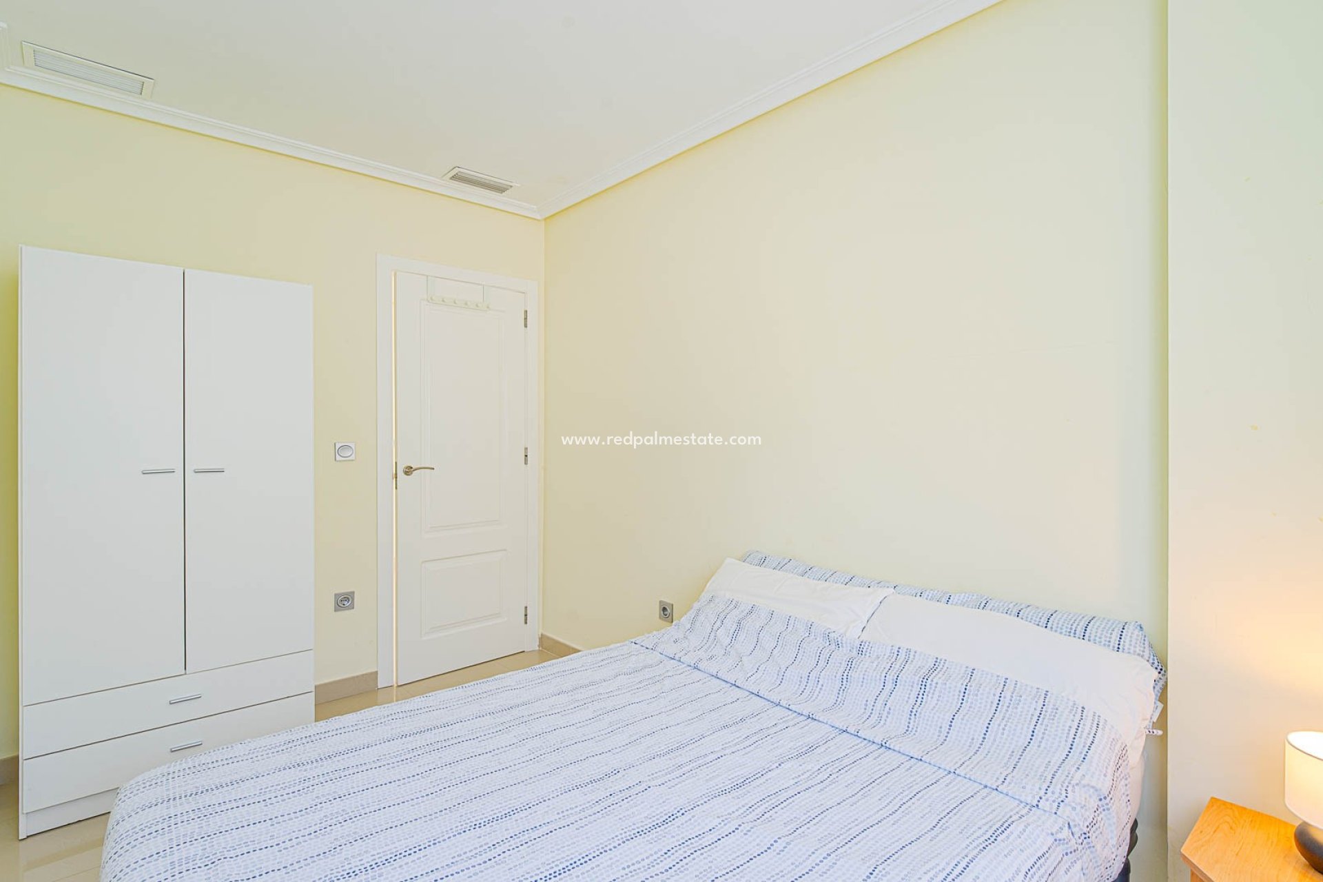 Reventa - Villa -
Alicante - El Campello