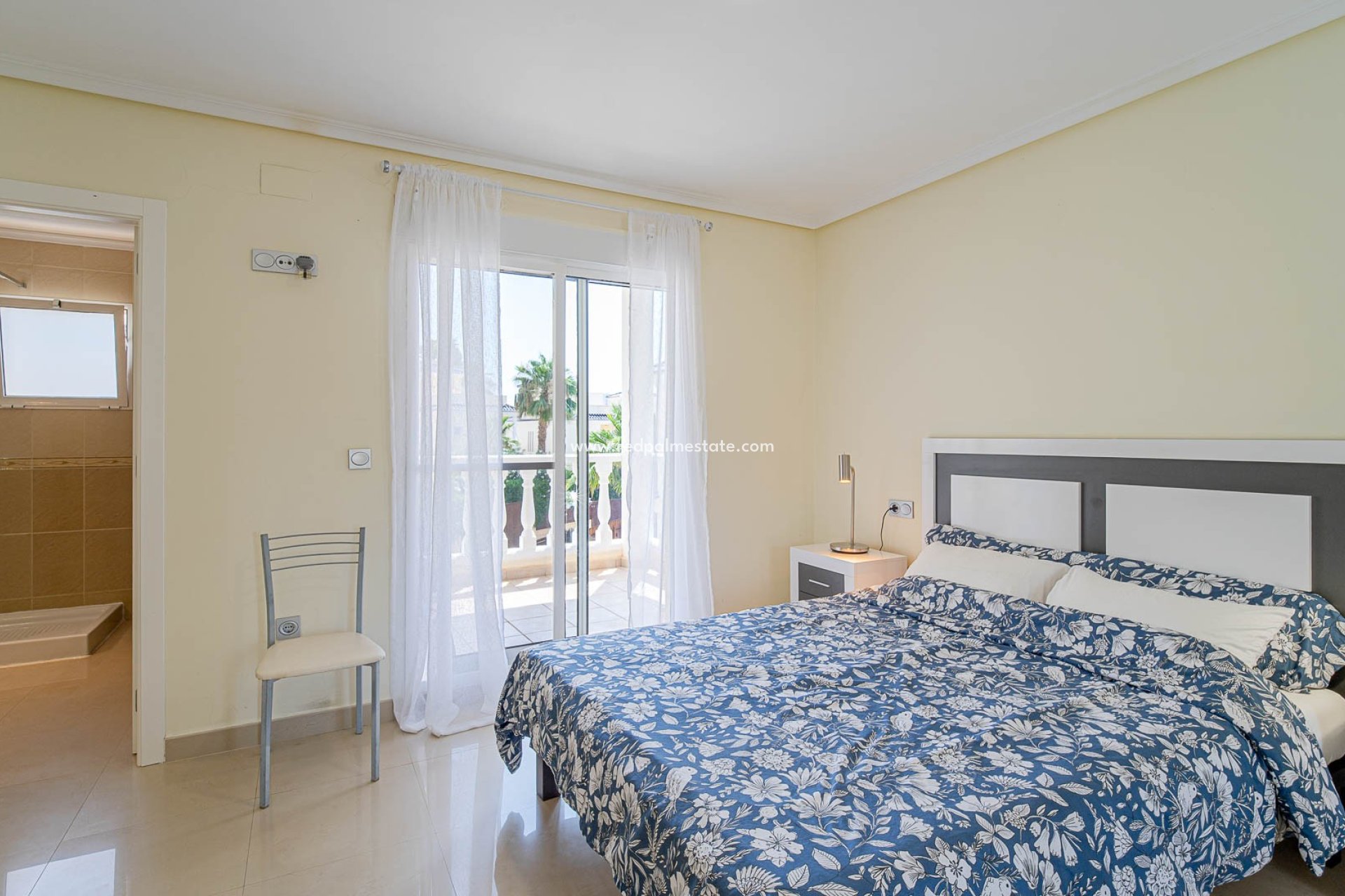 Reventa - Villa -
Alicante - El Campello