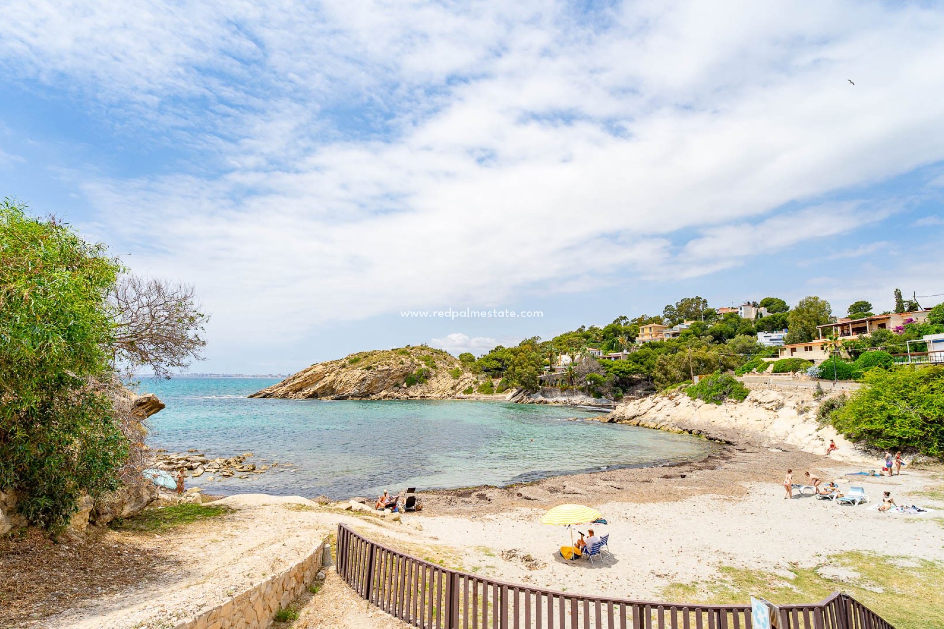 Reventa - Villa -
Alicante - El Campello