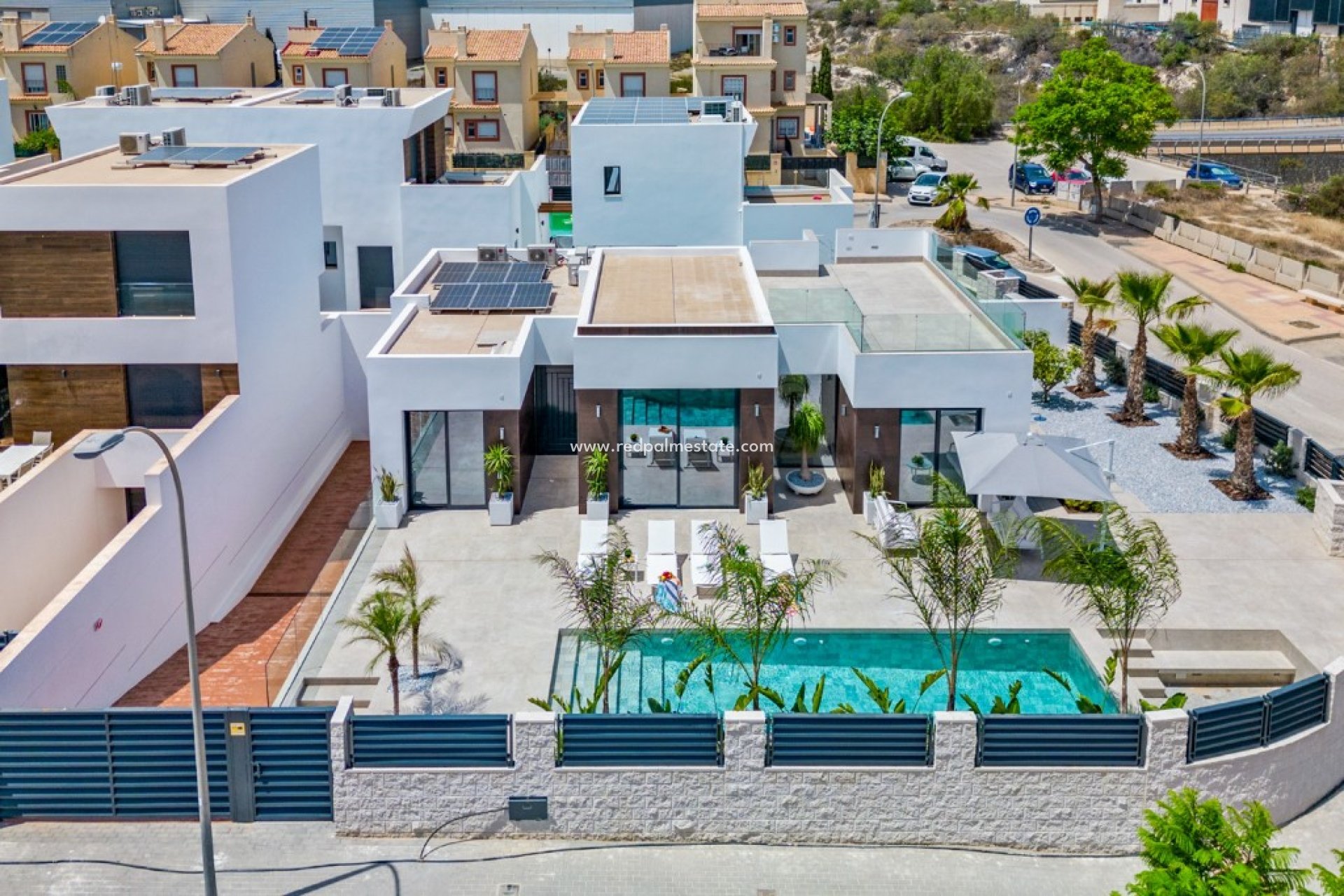 Reventa - Villa -
Alicante - El Campello