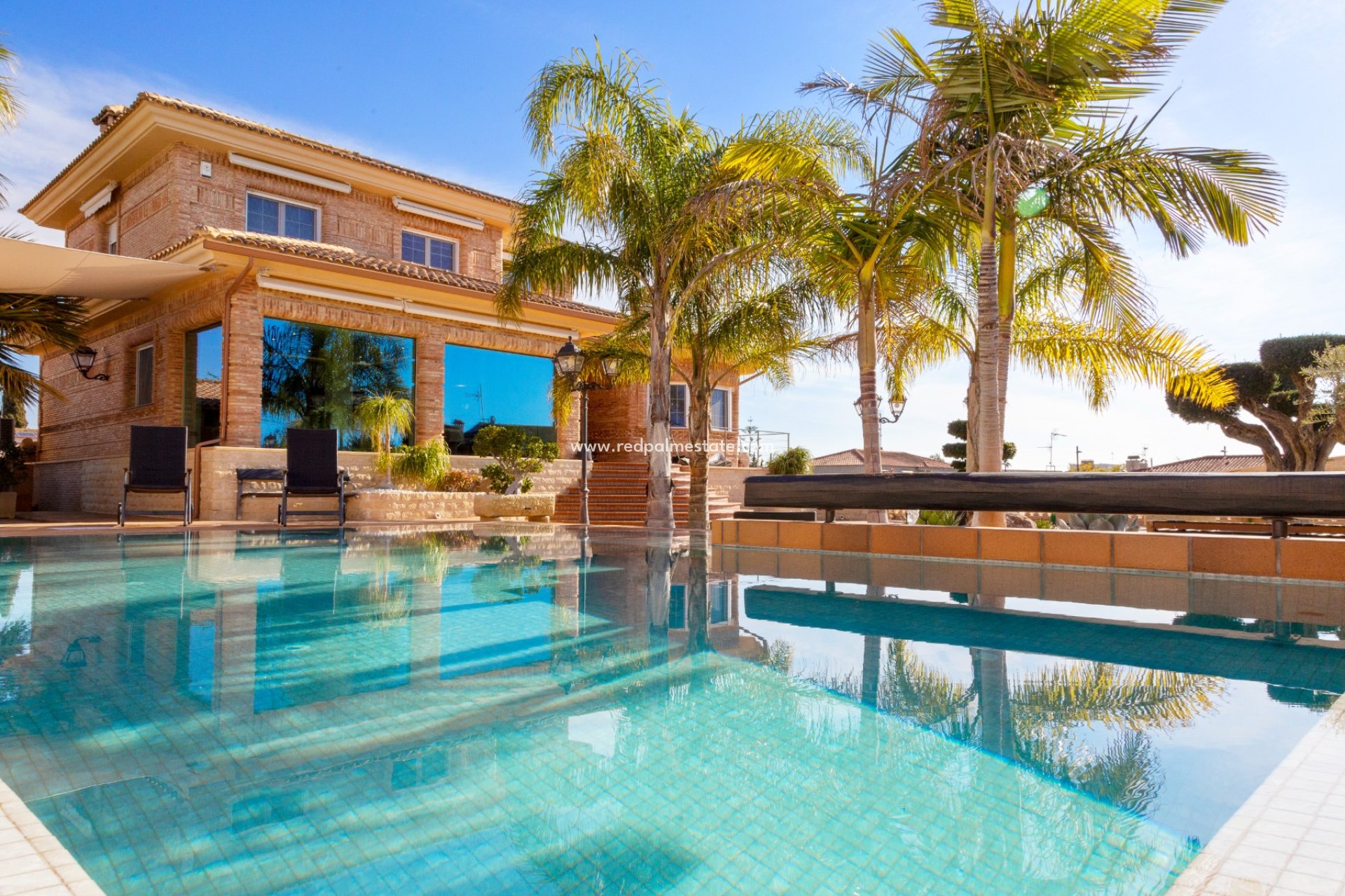 Reventa - Villa -
Alicante - Inland