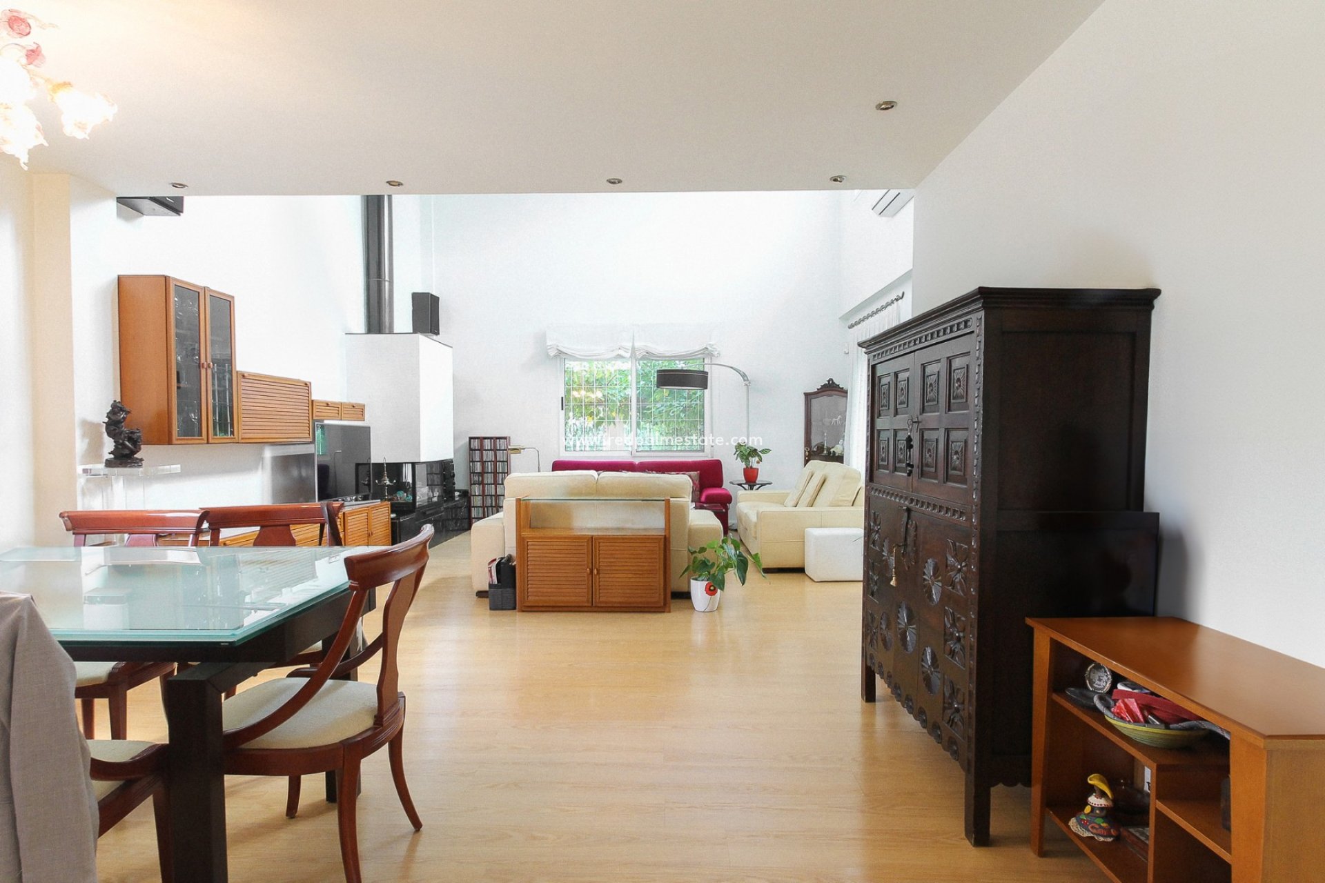 Reventa - Villa -
Alicante - Inland