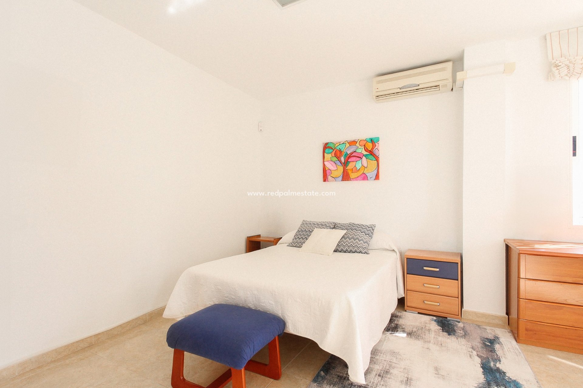 Reventa - Villa -
Alicante - Inland