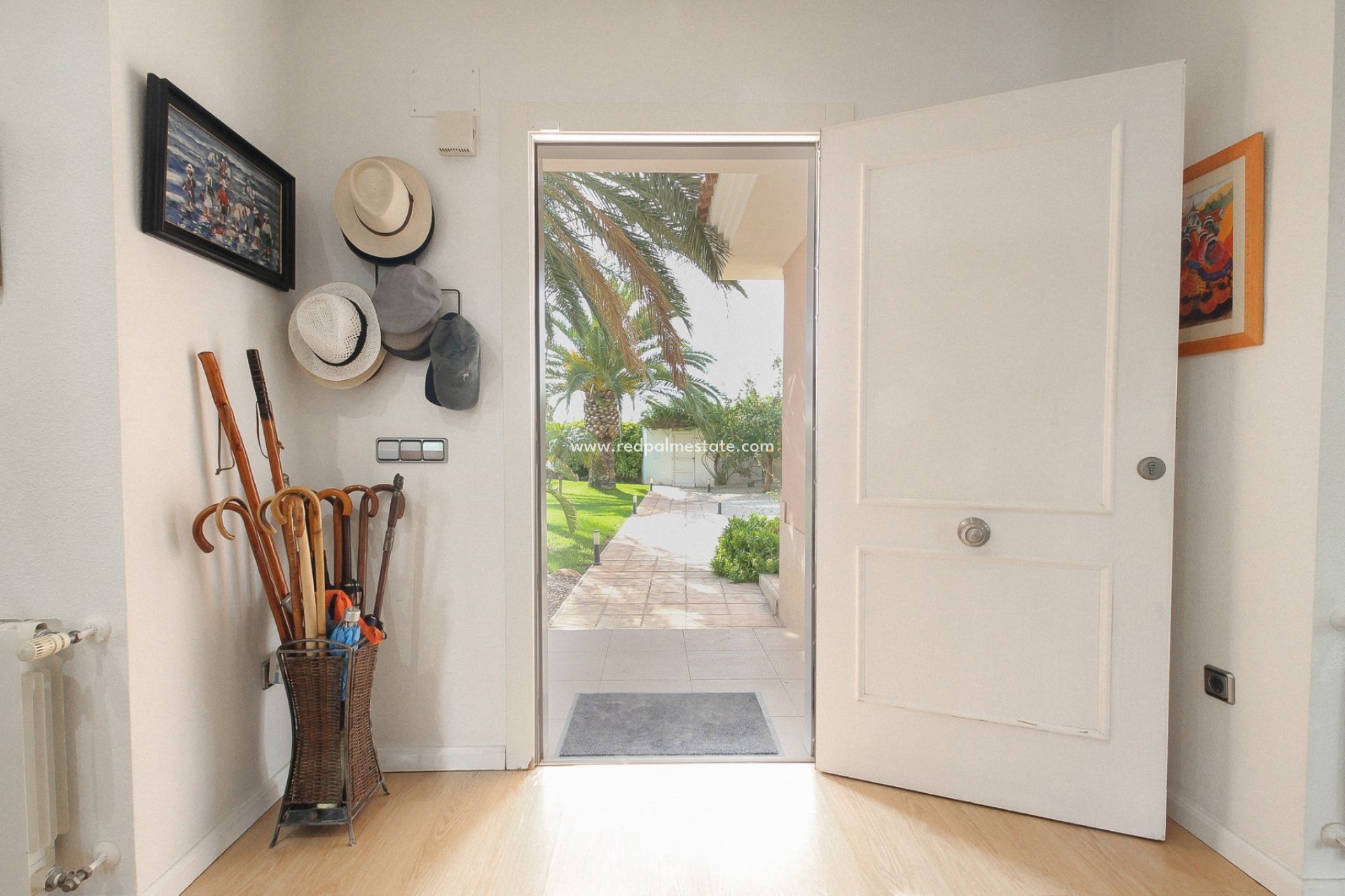 Reventa - Villa -
Alicante - Inland