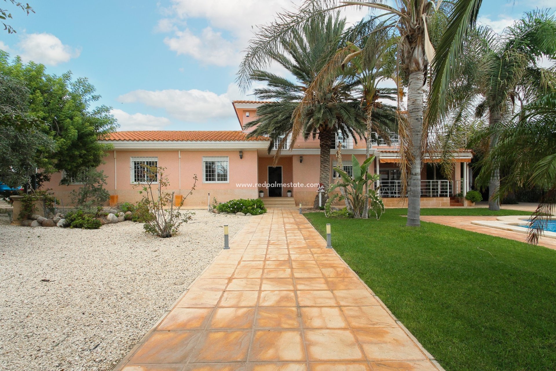 Reventa - Villa -
Alicante - Inland