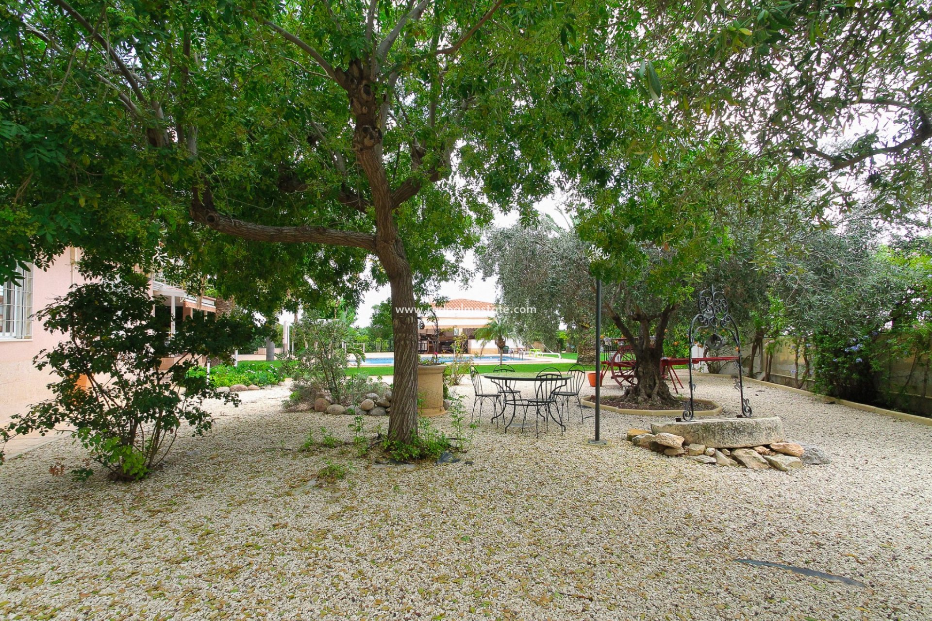 Reventa - Villa -
Alicante - Inland