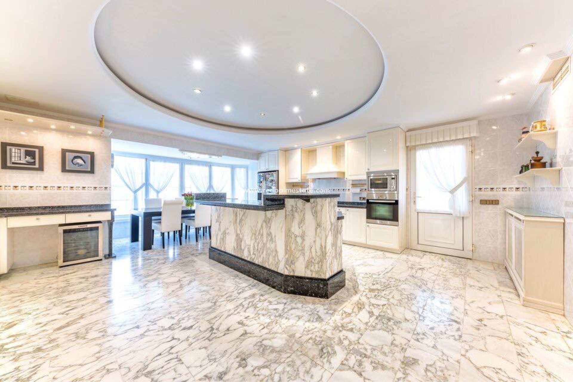 Reventa - Villa -
Alicante - Playa San Juan