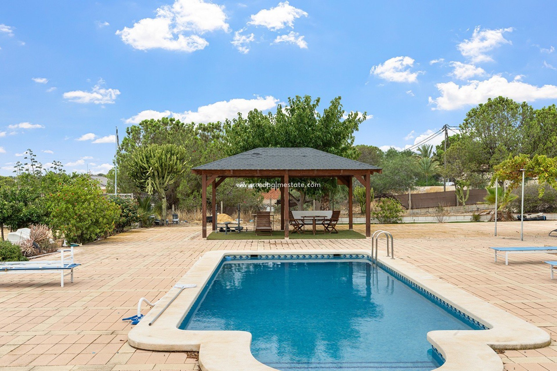 Reventa - Villa -
Alicante - Rebolledo