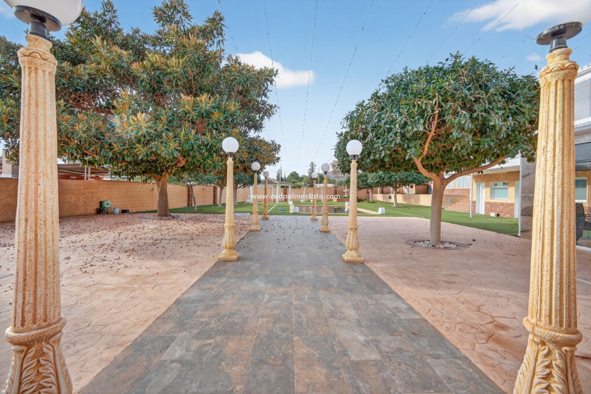 Reventa - Villa -
Alicante - Rebolledo