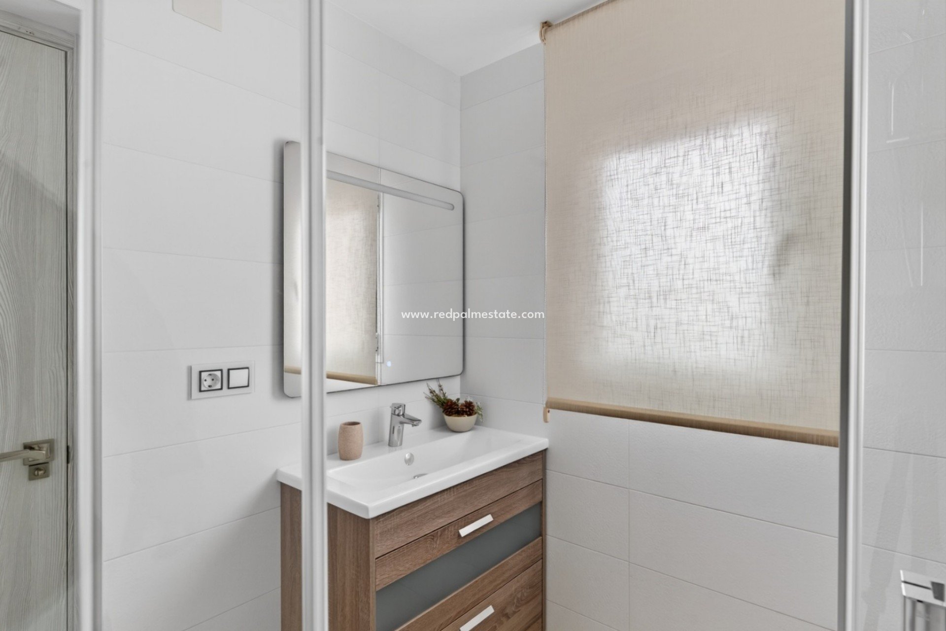 Reventa - Villa -
Alicante - Rebolledo