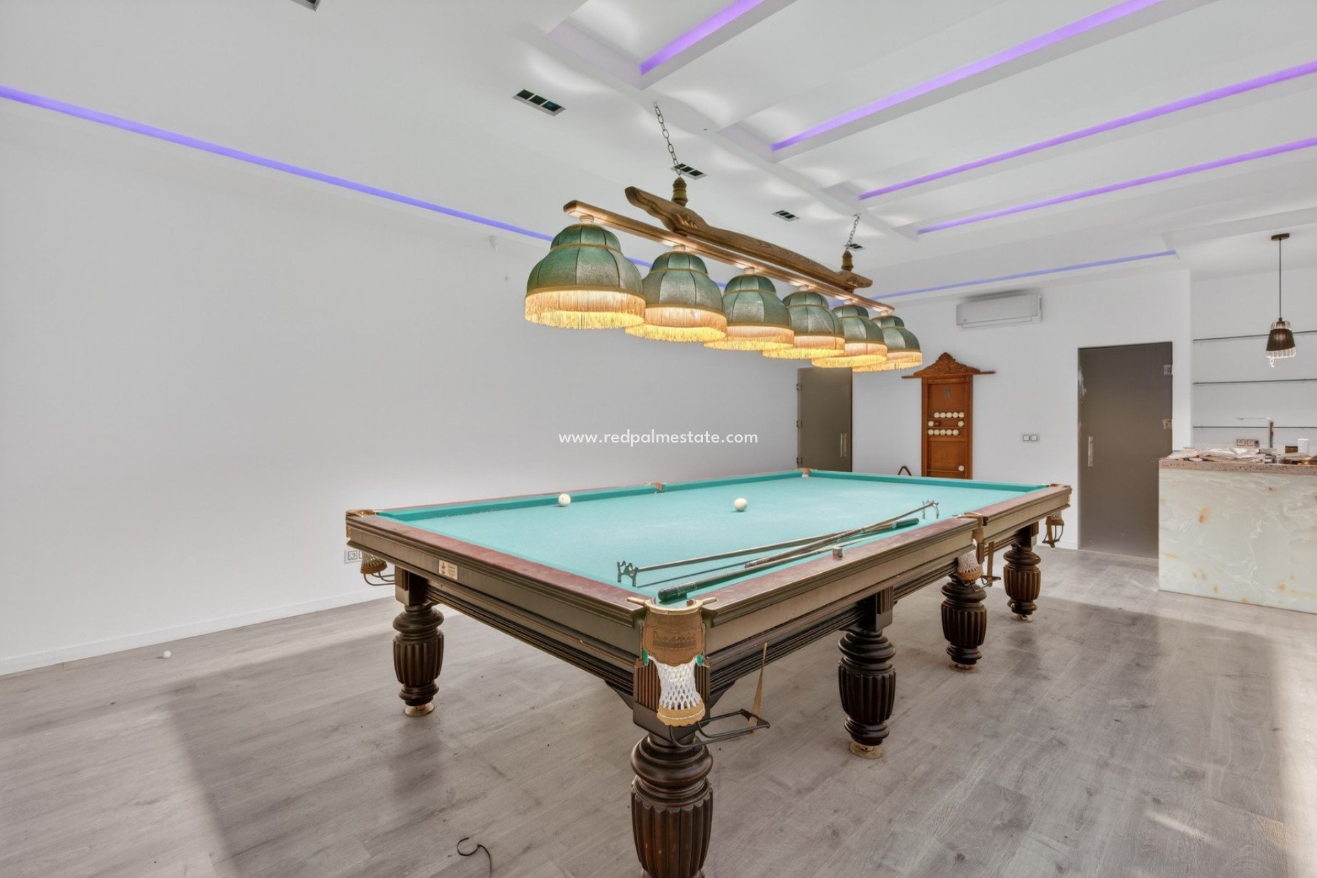 Reventa - Villa -
Alicante - Rebolledo