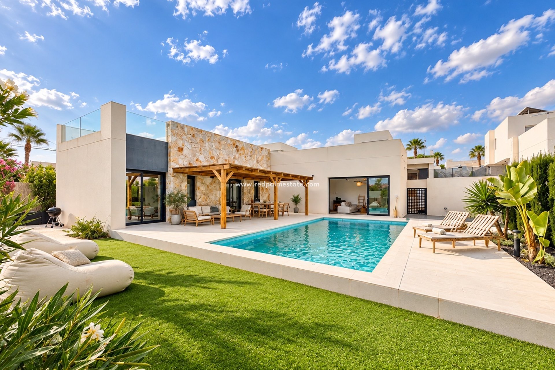 Reventa - Villa -
Alicante