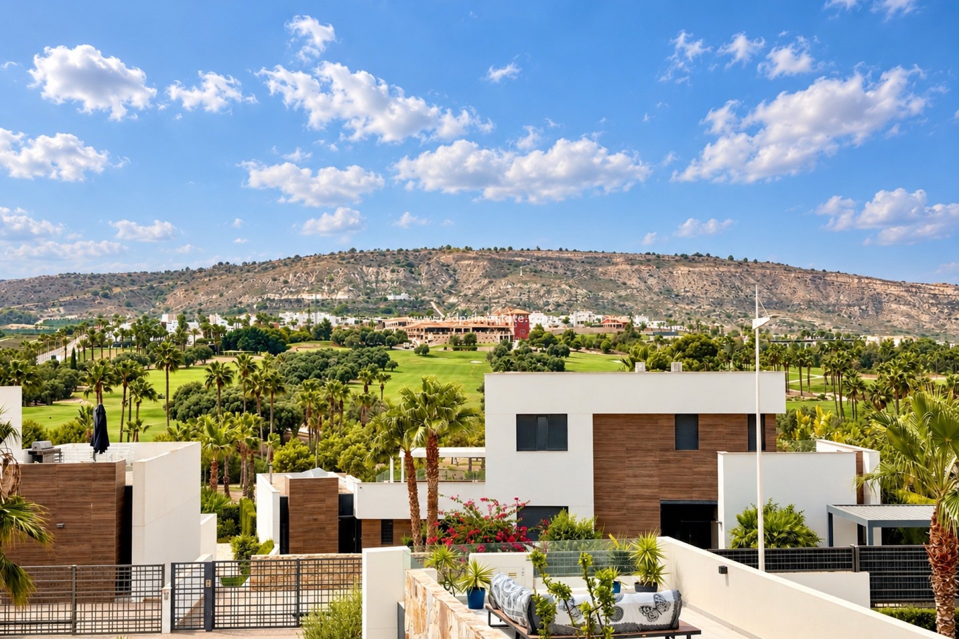 Reventa - Villa -
Alicante