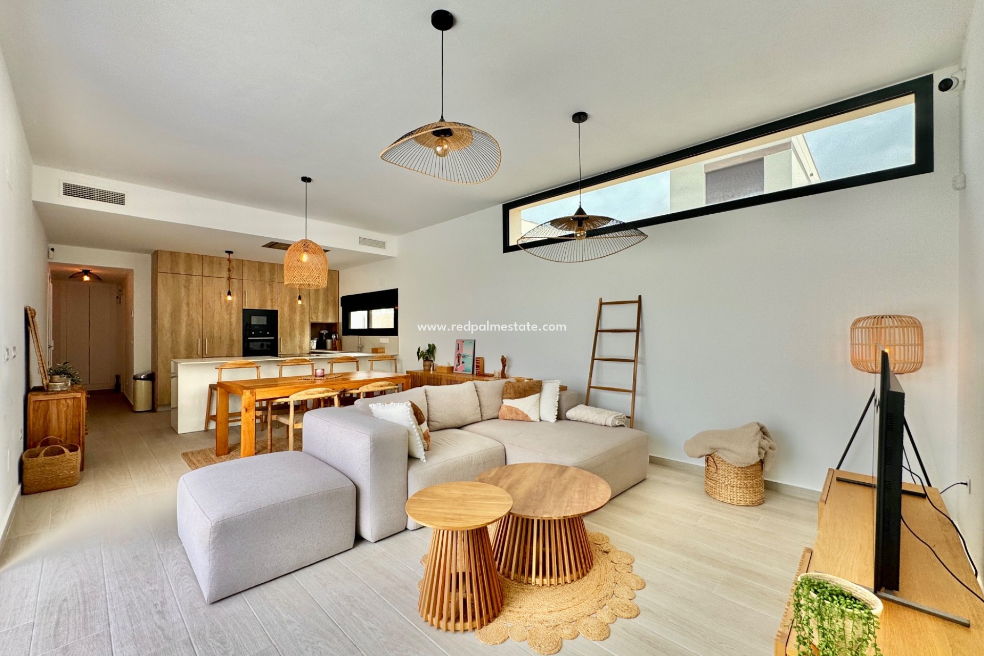 Reventa - Villa -
Alicante