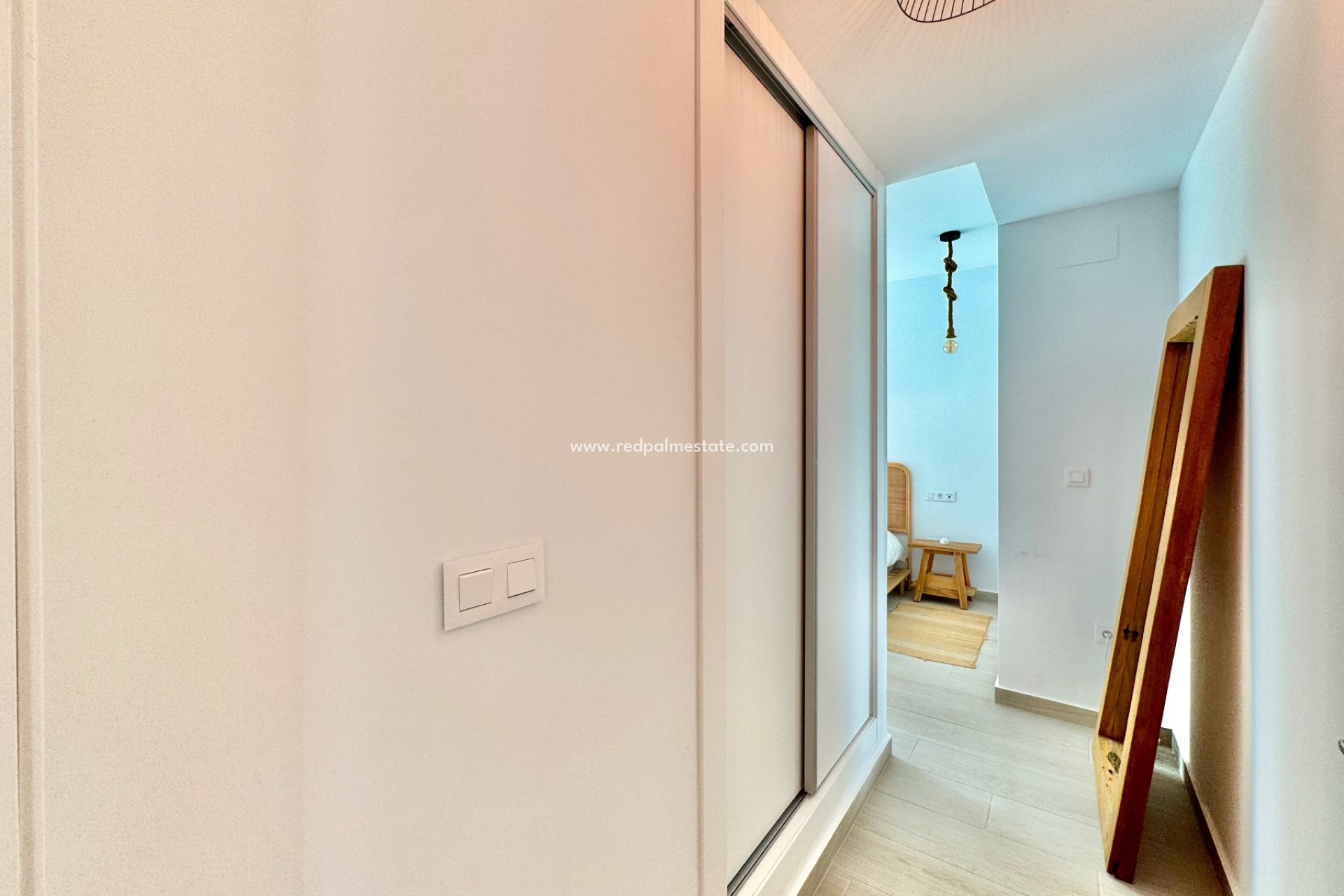 Reventa - Villa -
Alicante