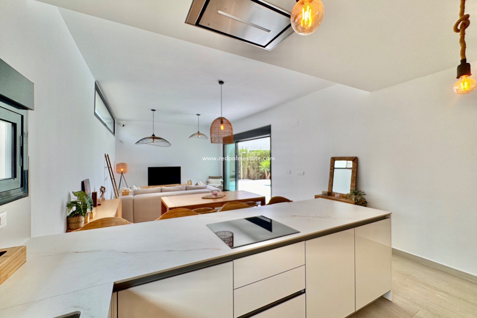 Reventa - Villa -
Alicante