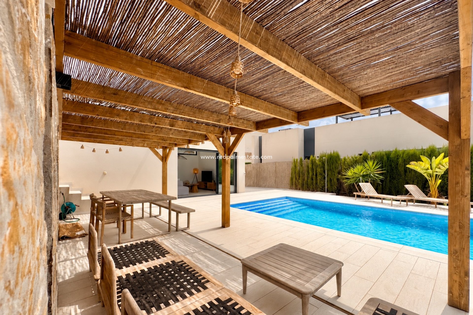 Reventa - Villa -
Alicante