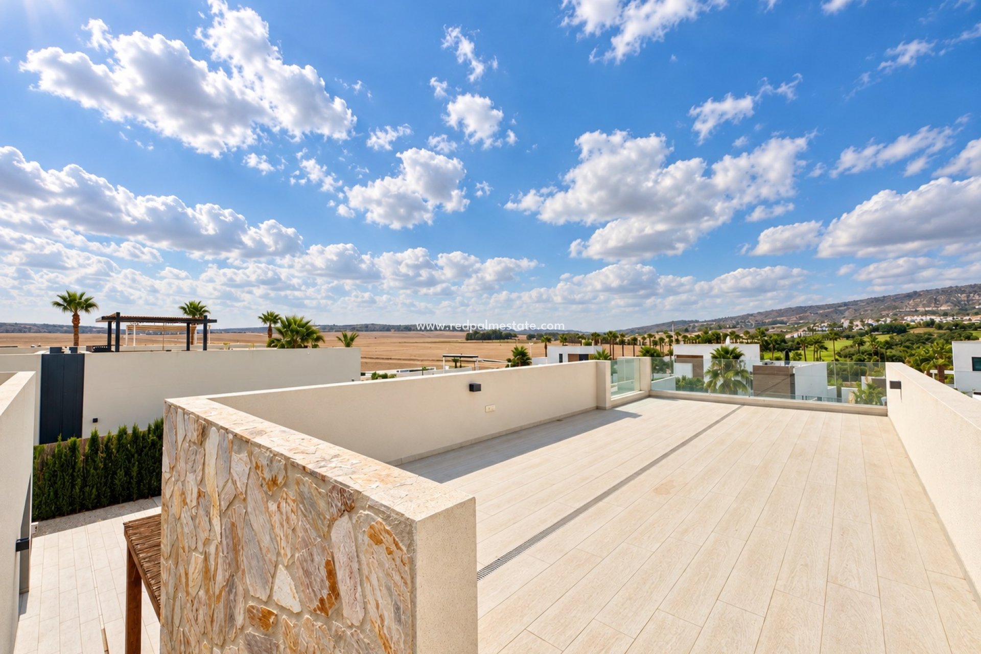 Reventa - Villa -
Alicante