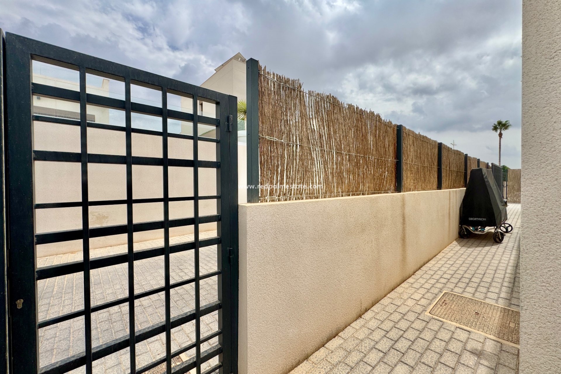 Reventa - Villa -
Alicante