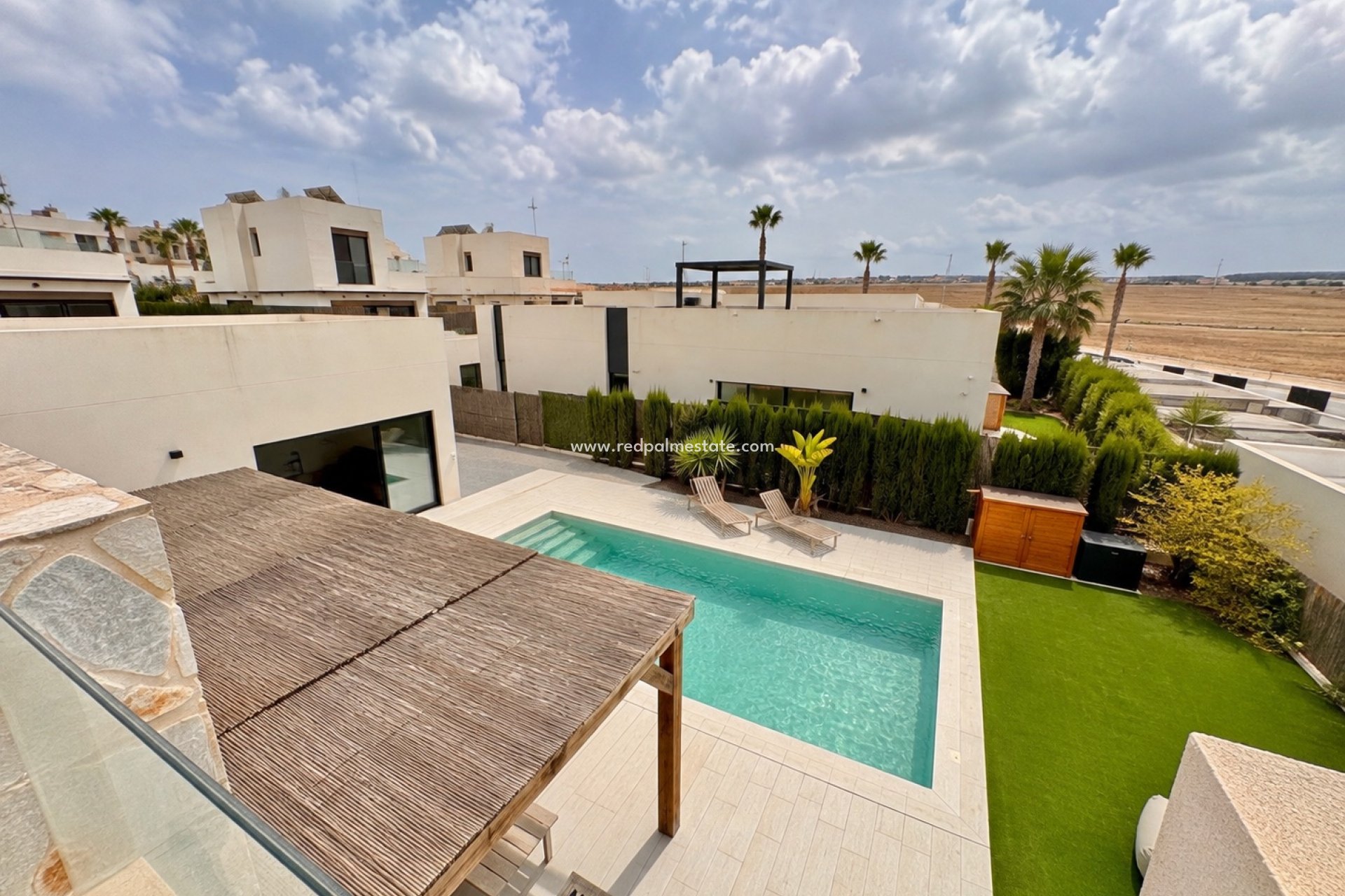 Reventa - Villa -
Alicante