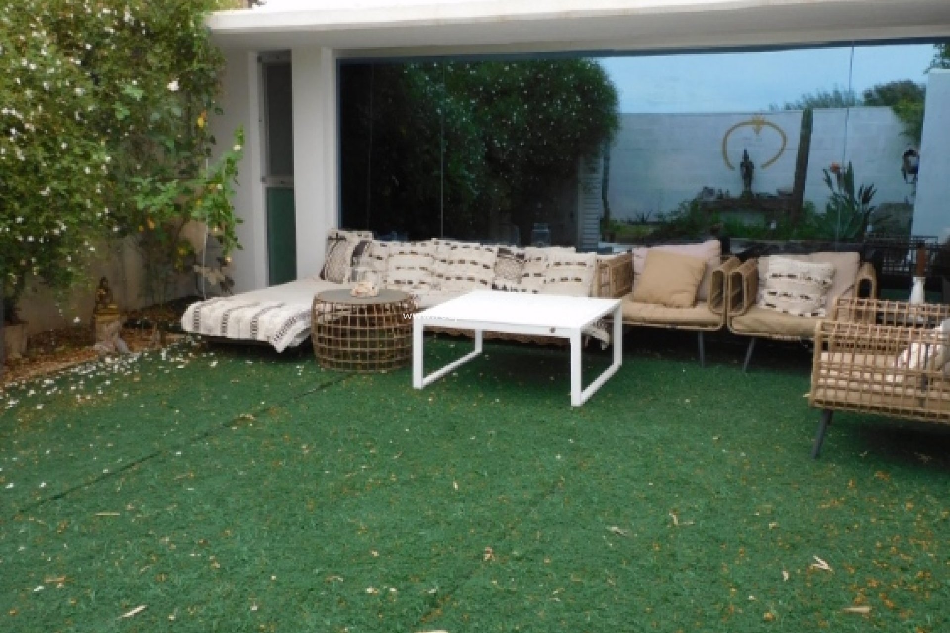 Reventa - Villa -
Alicante