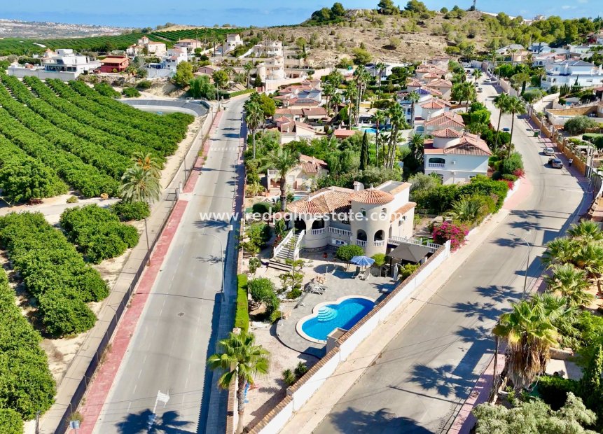 Reventa - Villa -
Almoradí - Inland